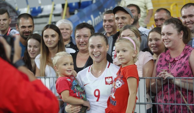 Remis w meczu eliminacyjnym do mistrzostw świata Polska - Szwajcaria 0:0. Mecz kobiet w Mielcu oglądało 5138 kibiców.