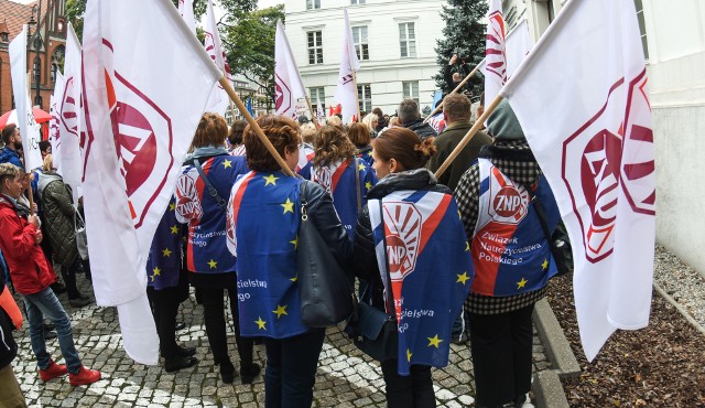 Podczas akcji, organizowanej 31 marca przez ZNP, Nauczyciele po raz kolejny chcą przypomienieć swoje żądania