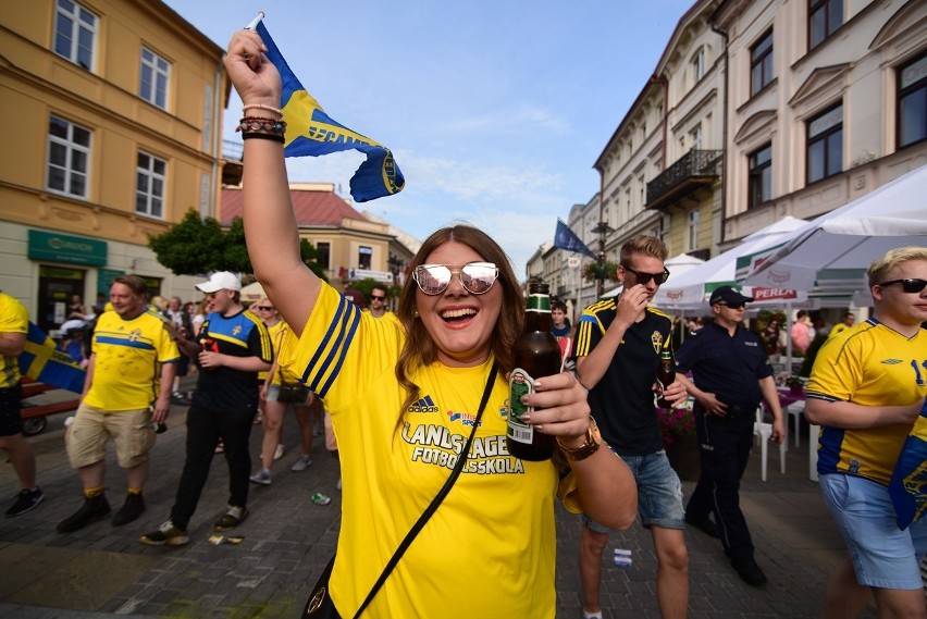 Euro U21 w Lublinie. Kibice Szwecji i Słowacji w drodze na mecz [ZDJĘCIA]