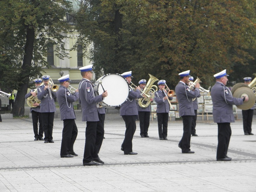 Pielgrzymka policjantów na Jasną Górę [ZDJĘCIA]