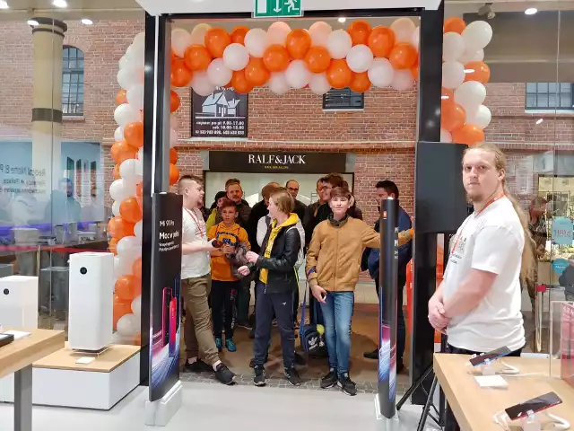 Pierwszy sklep Xiaomi w Białymstoku. Salon Mi Store został otwarty 26.10.2019 w Galerii Alfa