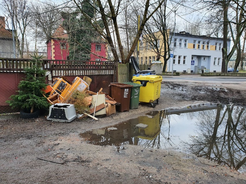 Tak wyglądają śmietniki w Słupsku. Mieszkańcy zbulwersowani (zdjęcia)