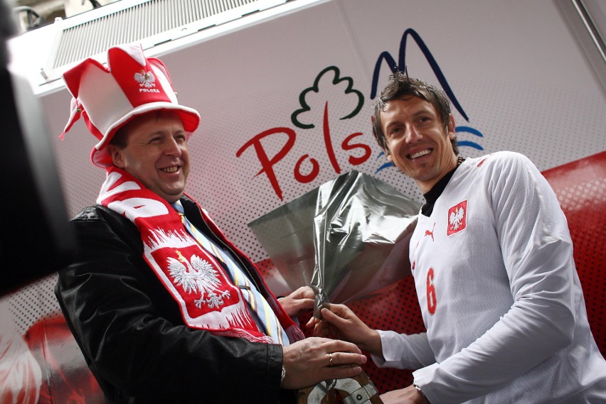 Jacek Bąk (z prawej) zagrał w 96 meczach reprezentacji...