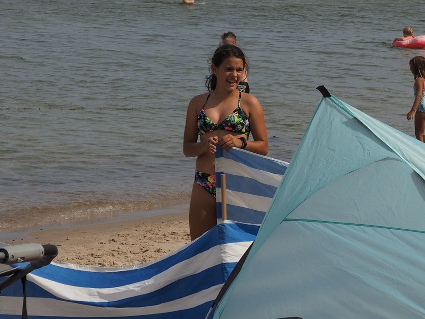 Zobaczcie, jak we wtorkowe południe wyglądała plaża...