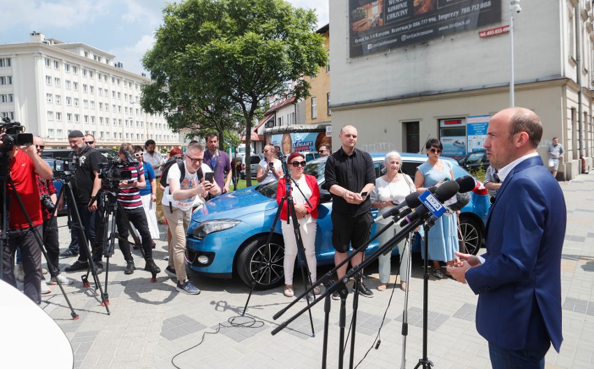 Borys Budka o wsparciu dla przedsiębiorców na konferencji...