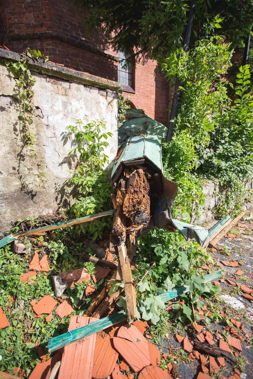 Iglica z kościoła św. Jacka zostanie zrekonstruowana. Część, która wpadła do kościoła, pozostanie tam jako świadek historii