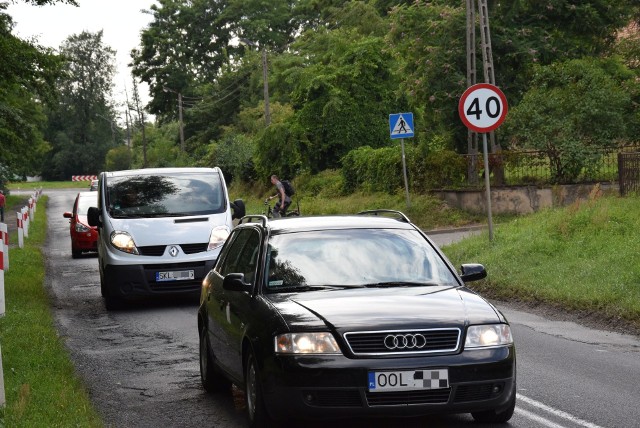 Ul. Częstochowska, czyli wylotowa droga wojewódzka nr 494 w Oleśnie zostanie wyremontowana do końca grudnia 2018 r.