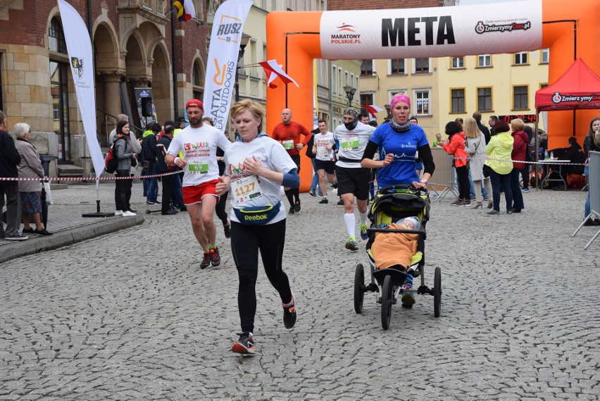 II Tarnogórski Półmaraton: Ponad 300 osób pobiegło dla Asi