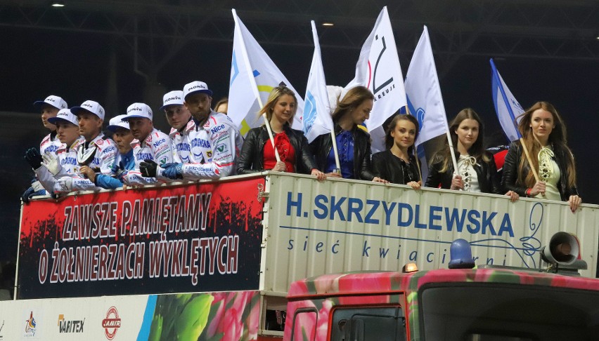 Żużel. Orzeł - Ostrovia. Wielkie emocje i zwycięstwo Orła Łódź na inaugurację Nice 1. Ligi