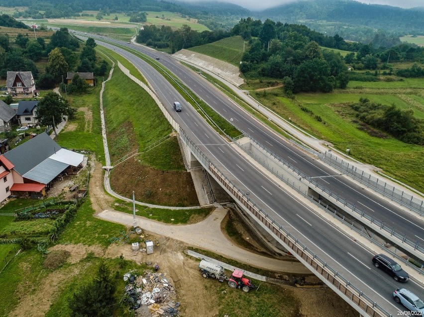 Budowa zakopianki. Sprawdzamy postępy prac na dwóch odcinkach S7! Aktualne zdjęcia lotnicze! 