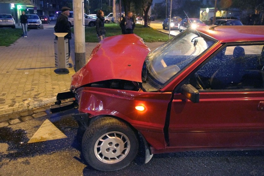 Wrocław, wypadek na skrzyżowaniu Grabiszyńskiej i Alei Pracy...