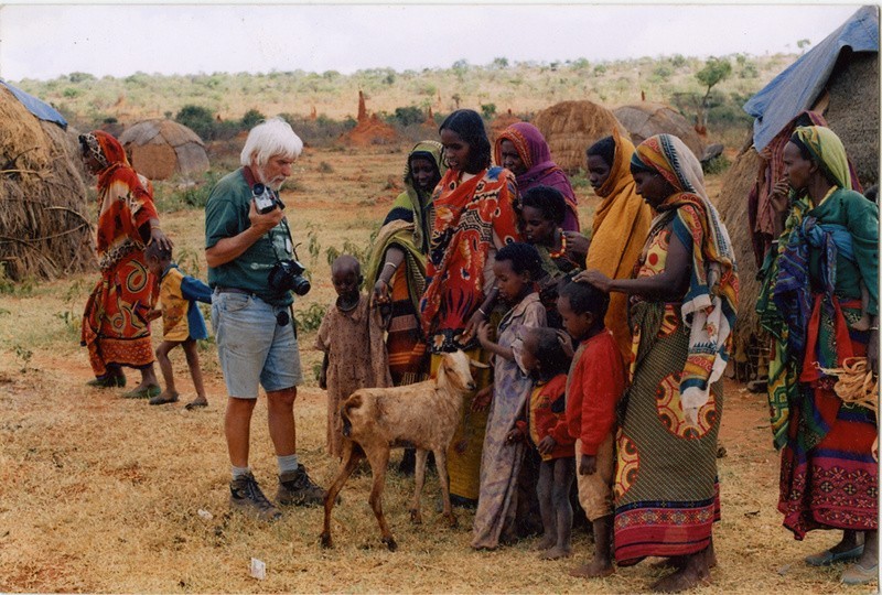 Ryszard czajkowski na spotkaniu  w Etiopii