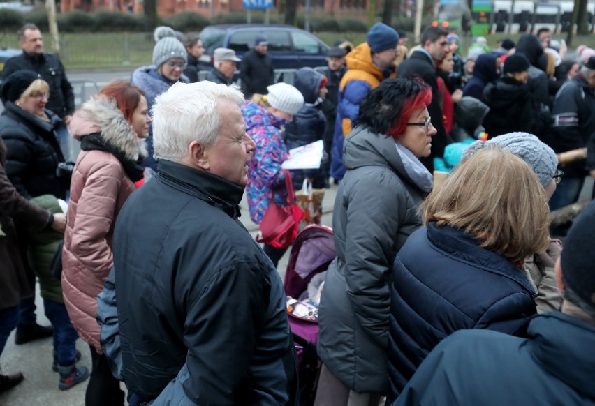 Świętowanie przy Żywej Szopce w centrum Szczecina [ZDJĘCIA, WIDEO]