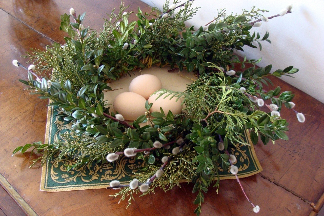Wielkanocny wianek z bukszpanu i wierzby. Zobacz, jak go zrobić | Dziennik  Polski