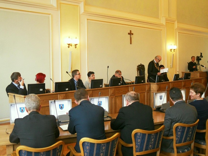 Pierwsza sesja Rady Miasta Żywca. Nowy-stary przewodniczący to Krzysztof Greń [ZDJĘCIA]