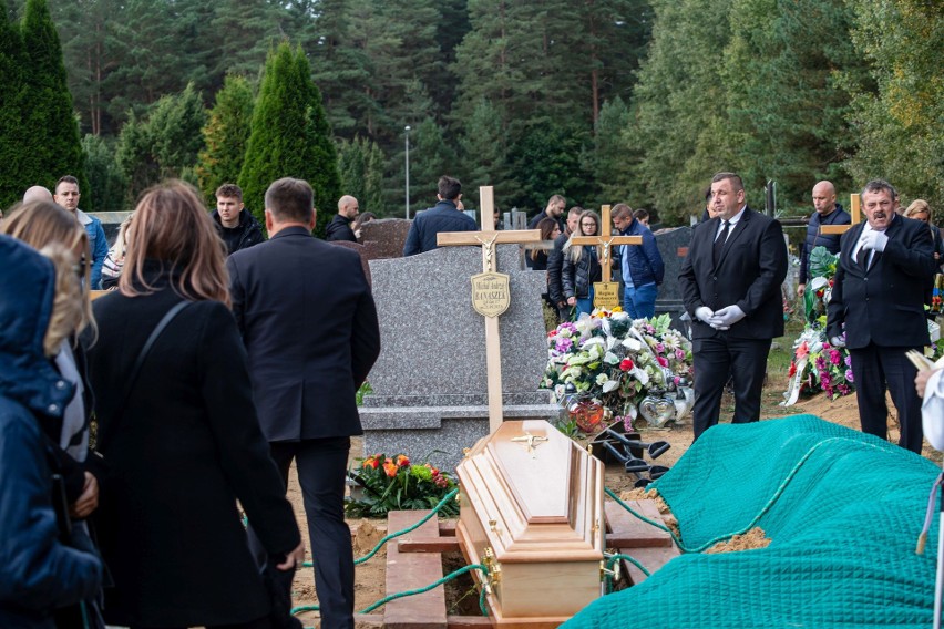 Michał Banaszek spoczął na cmentarzu parafialnym w...