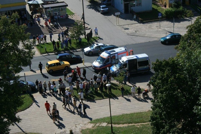 W miejscu wypadku tworzą się korki . Policja zablokowała...