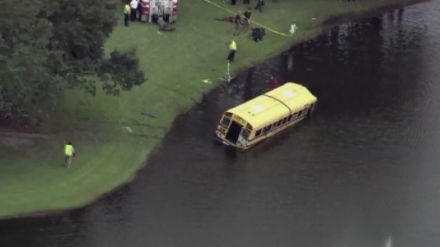 Wypadek autobusu szkolnego