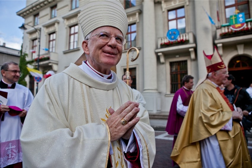 8.09.2012 lodz. ingres nowego arcybiskupa lodzkiej...