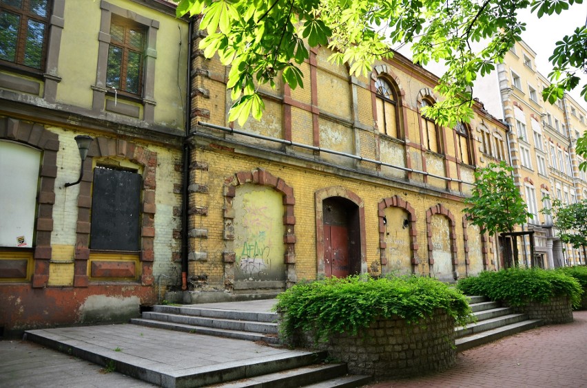 Budynek dawnego „Kocyndra”, Chorzów, ul. Powstańców (dawniej...