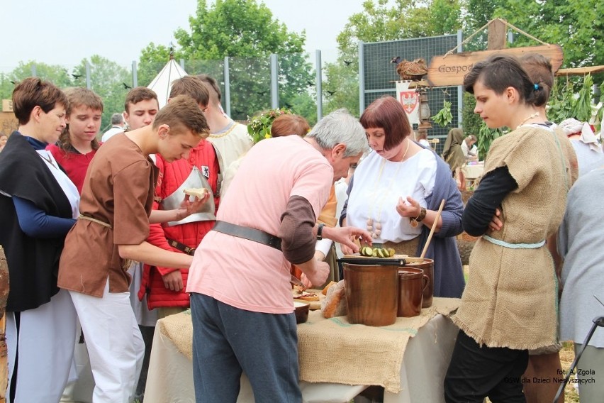 W ramach projektu edukacyjnego "Stąd nasz ród" odbyło się...