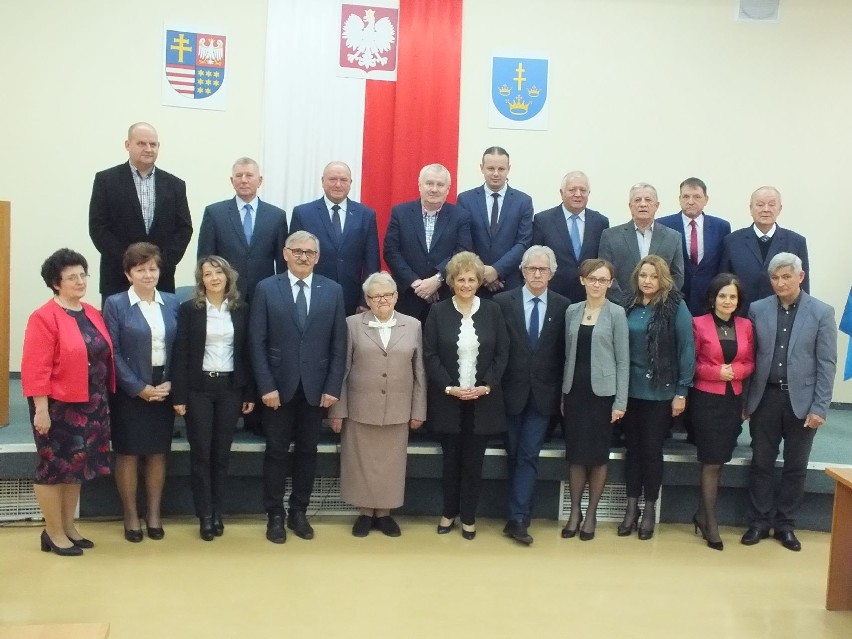 Rada Powiatu w Starachowicach jeszcze nie zakończyła kadencji 2014-2018