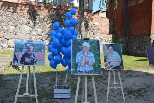 Po raz pierwszy w fosie spotkali się na festiwalu twórczości osób niepełnosprawnych uczestnicy WTZ z Chojnic, Brus i Czerska. Fosa była odświętnie udekorowana