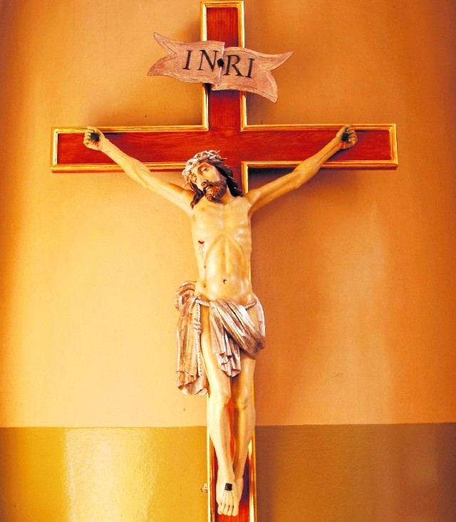 Tak wygląda po renowacji w Krakowie rzeźba Chrystusa ukrzyżowanego w kościele parafialnym w Czarncy, która stanowi pamiątkę po hetmanie Stefanie Czarnieckim.