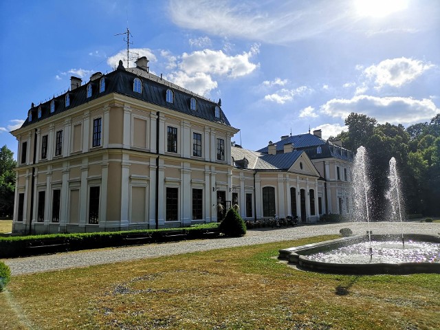 Nieruchomość w Sieniawie ma wielką wartość materialną i historyczną.