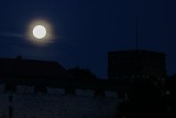 Niezwykłe zdjęcia Księżyca w pełni [ZDJĘCIA]