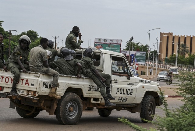 Nigerska junta szykuje się na ewentualny atak sił ECOWAS