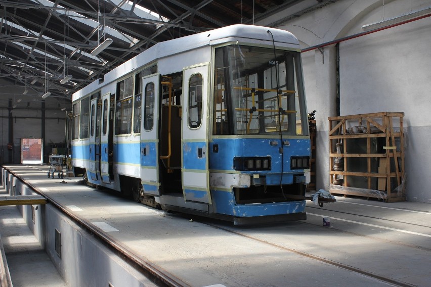 Wakacyjny lifting starych tramwajów. Wyjadą na trasy jesienią