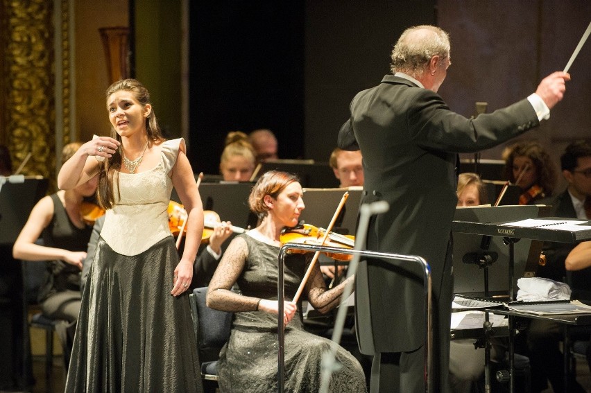 Katarzyna Jabłońska z Orkiestrą Teatru Wielkiego w Poznaniu...