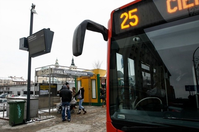 Przystanek przy Podkarpackim Urzędzie Wojewódzkim.