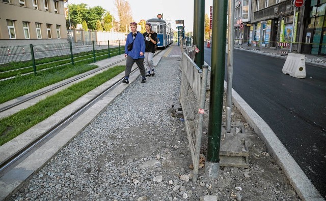 Mieszkańcy ul. Mogilskiej mają zastrzeżenia do prac remontowych, które są tam prowadzone