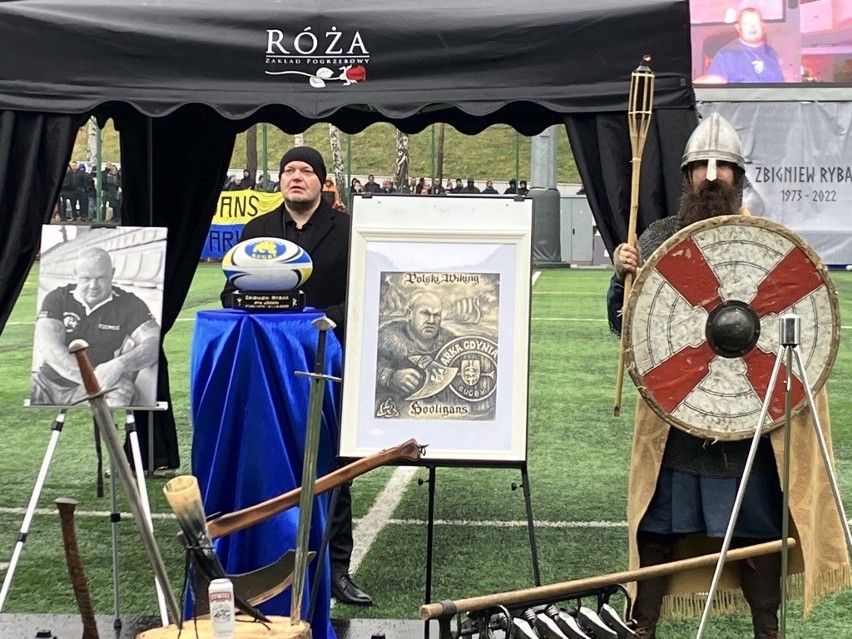 Na stadionie rugby w Gdyni rozpoczęły się uroczystości...