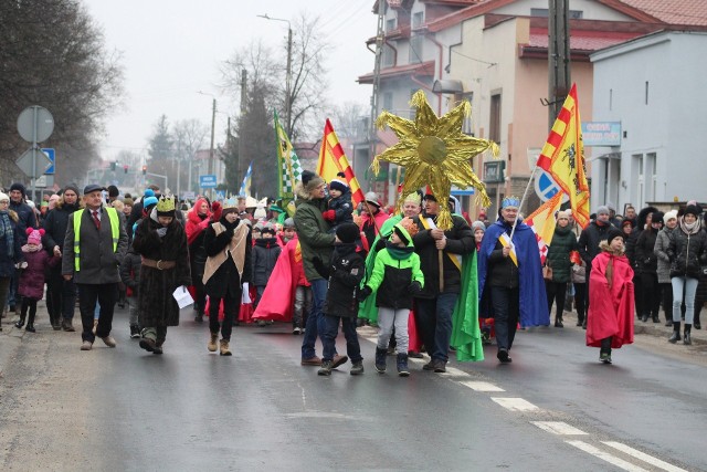 Barwny korowód przeszedł w sobotę przez Szydłowiec.