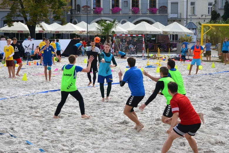 Międzynarodowy Festiwal Sportów Plażowych na Rynku w Kielcach. Organizatorzy zachęcają do współpracy [PROGRAM]