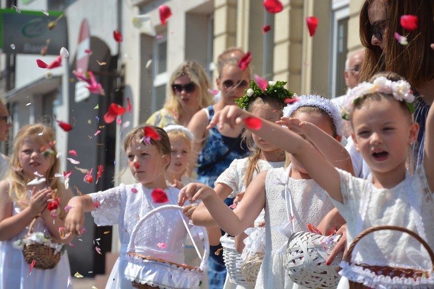 Procesja Bożego Ciała w Sępólnie Krajeńskim przeszła ulicami...