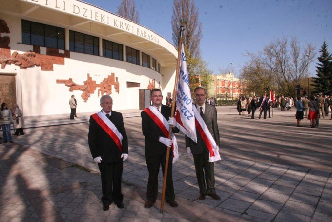 Pamięci ofiar Katynia