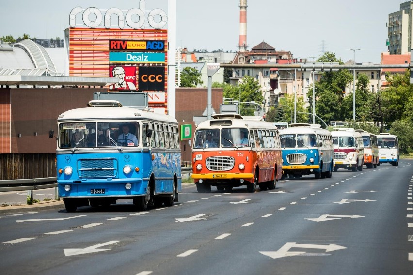 W długi weekend (13-15 sierpnia) na ulice Bydgoszczy wyjadą...