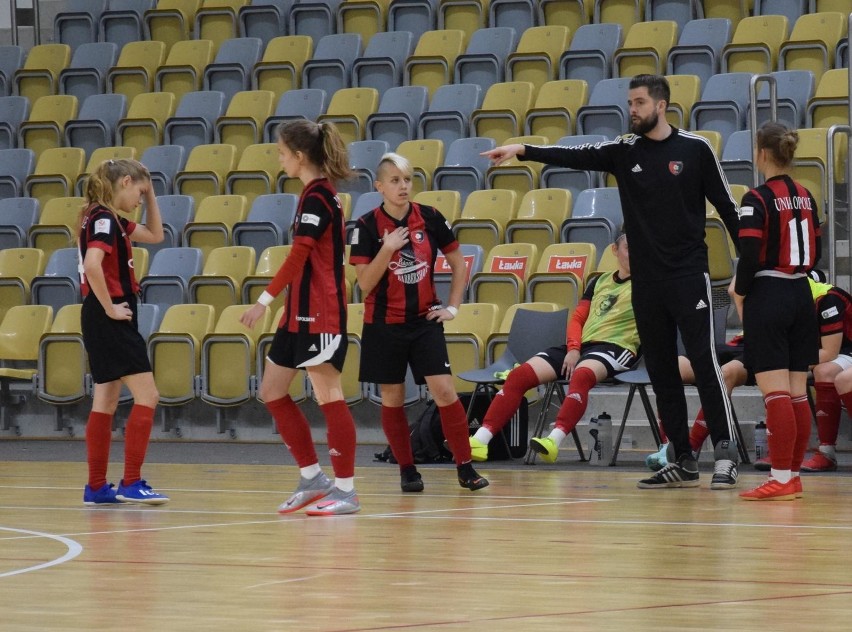 Futsalistki Unii Opole wygrały w niesamowitych...