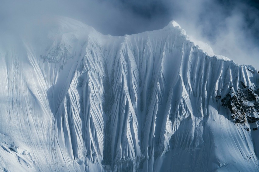 Himalaista Andrzej Bargiel w drodze po zdobycie dwóch ośmiotysięczników. Polak planuje zjazd na nartach bez butli z tlenem