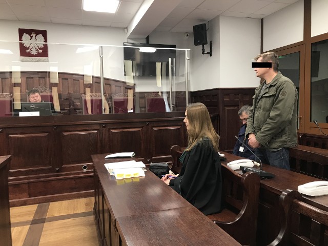 Posiedzenie przed Sądem Okręgowym w Słupsku w sprawie Dawida F., ściganego europejskim nakazem aresztowania