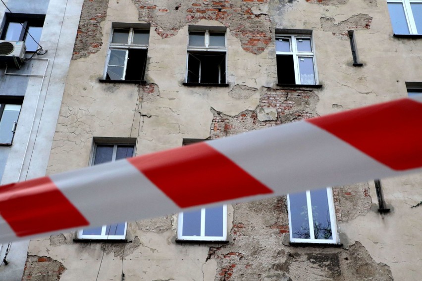 Dwie osoby zginęły w pożarze we Wrocławiu [ZDJĘCIA]                             