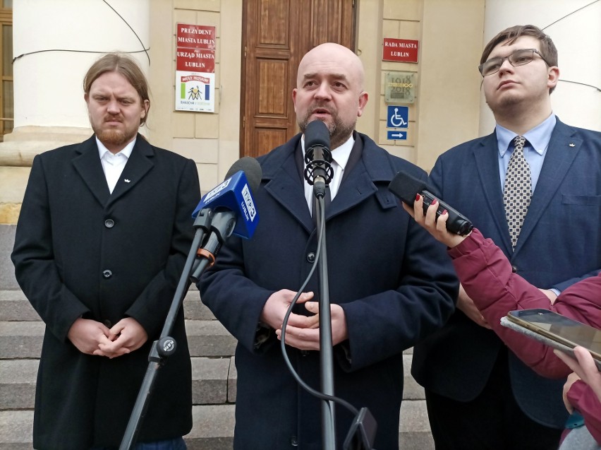 Lublin chce pomóc migrantom z Michałowa. - To skandal - mówią przedstawiciele partii KORWiN