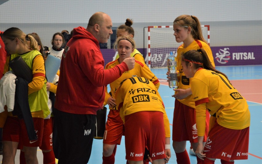 Futsal dziewcząt. Wierzbowianka gromi na inaugurację. Porażka FSA Kraków