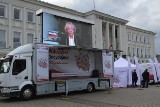 "Tour de Referendum" zorganizowane przez Fundację Klubów Gazety Polskiej w Stalowej Woli. Eksperci odpowiadali na pytania 
