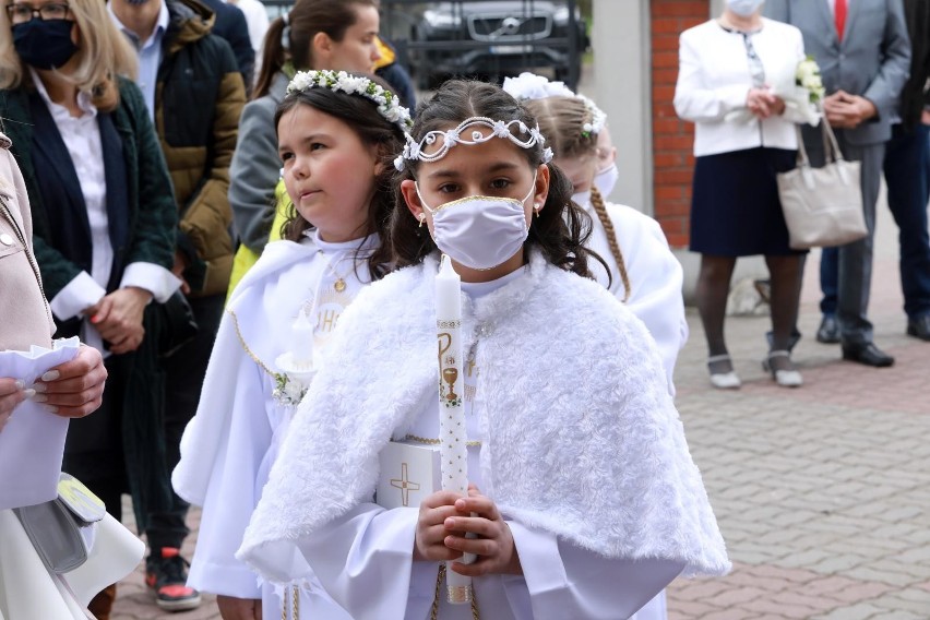 Ile na komunię od rodziców chrzestnych?...