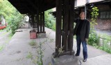 Zapomniany dworzec na Pomorzanach: Odnaleźliśmy kolejowy skarb [wideo]